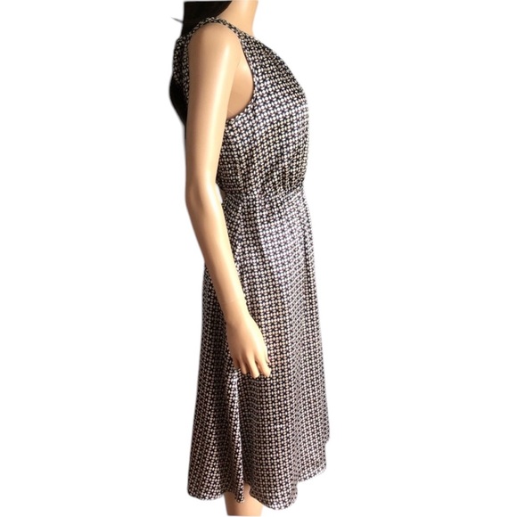 The limited multi color sleeveless dress size XS. - Picture 2 of 8